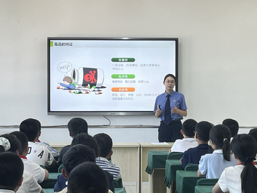 双滦区检察院开展禁毒法治安全教育